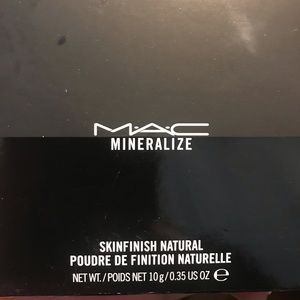 MAC Mineralized Powder Medium Dark
